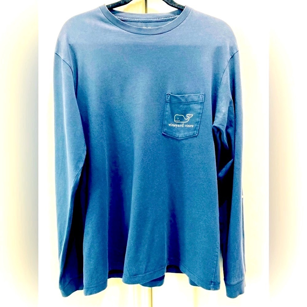Men’s Vineyard Vines Navy Blue Ling Sleeve Cotton Whale T-Shirt Small